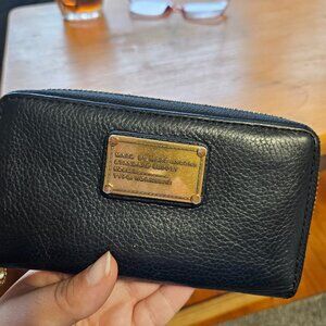 Marc Jacobs leather wallet